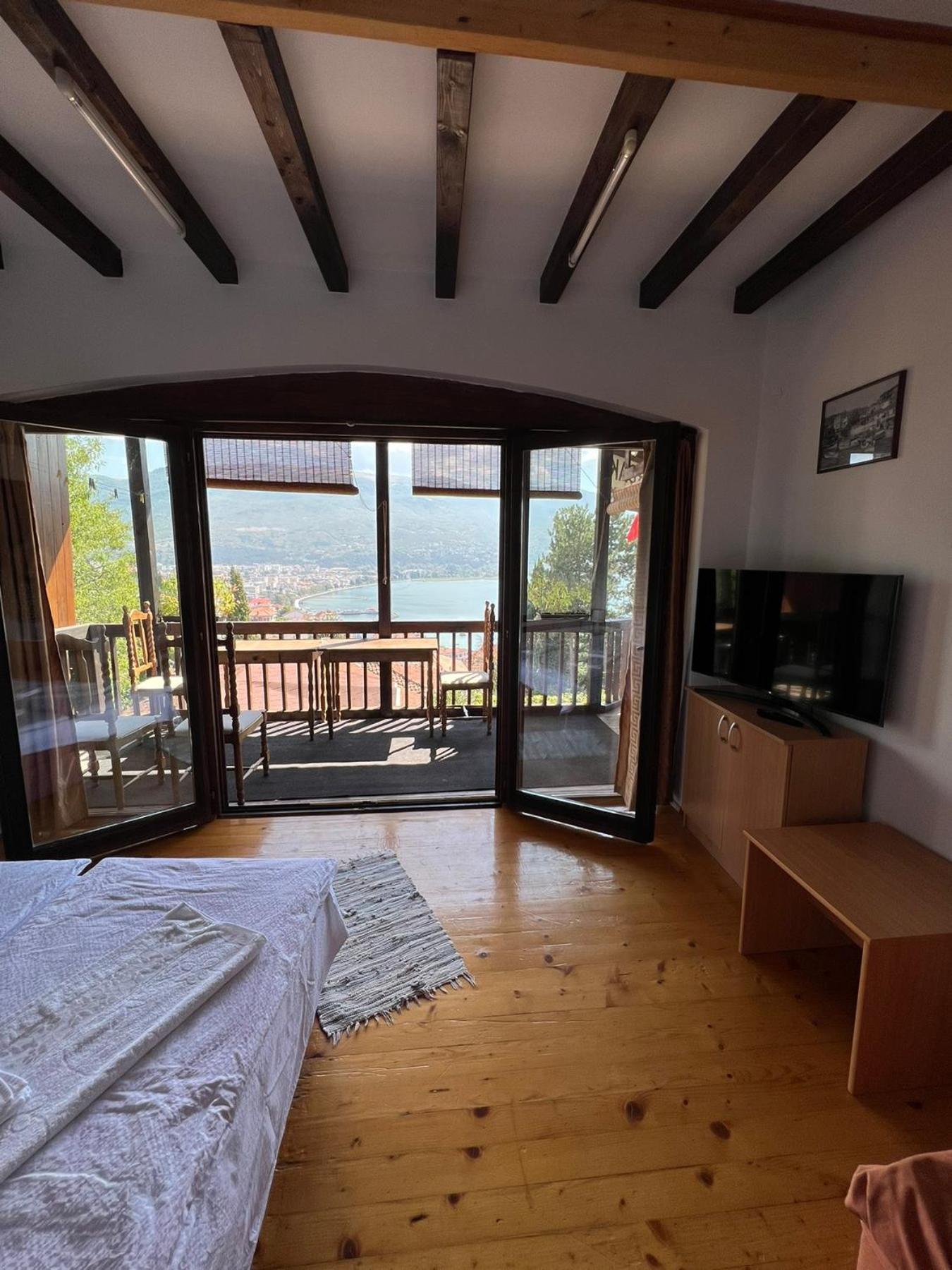 Chardak Apartment *